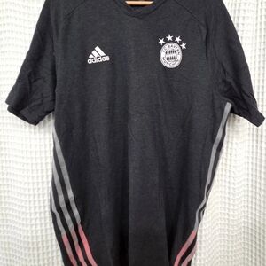 Adidas Black FC Bayern Training Tee with Pink Accent. Men's Large. V-Neck